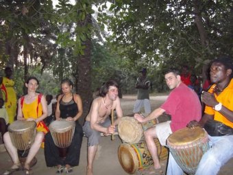 stage de percussions africaines en Guinée
