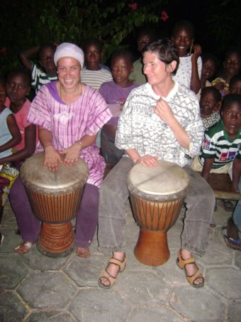 Stage de percussions africaines en Guinée